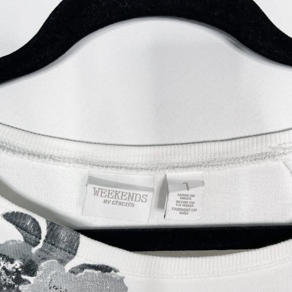 Chicos Weekend Size 1 Medium M White Gray Floral Embellished Pullover Sweater - Picture 5 of 8